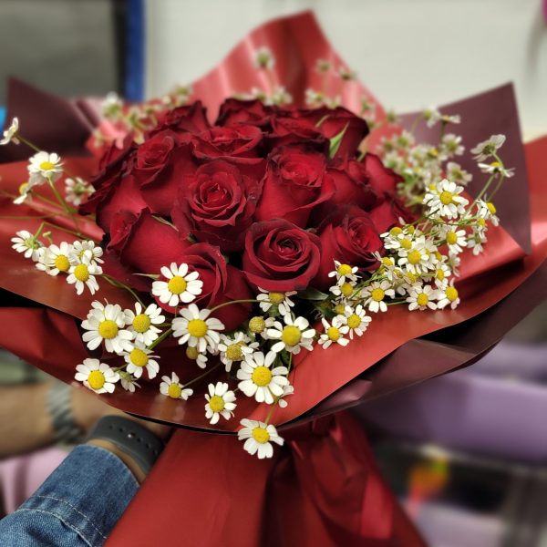 دسته گل رز و بابونه - اصفهان
