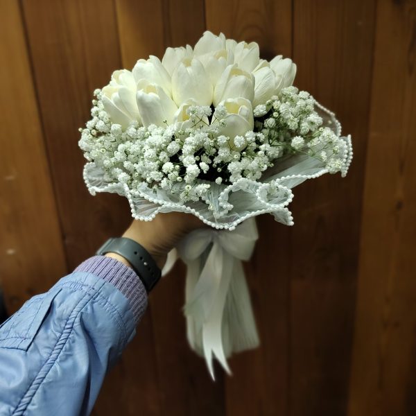 دسته گل عروس با گل لاله - اصفهان
